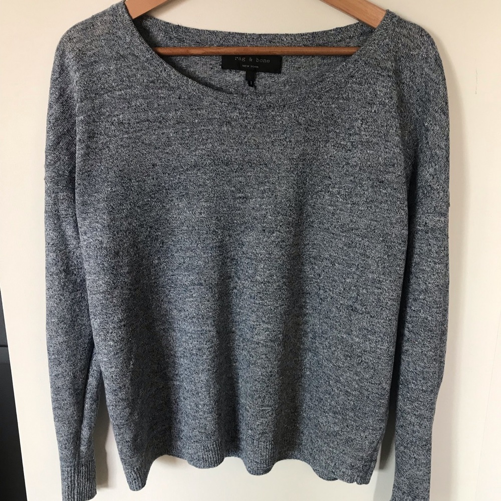 Rag and Bone melange navy/ white light weight sweater.